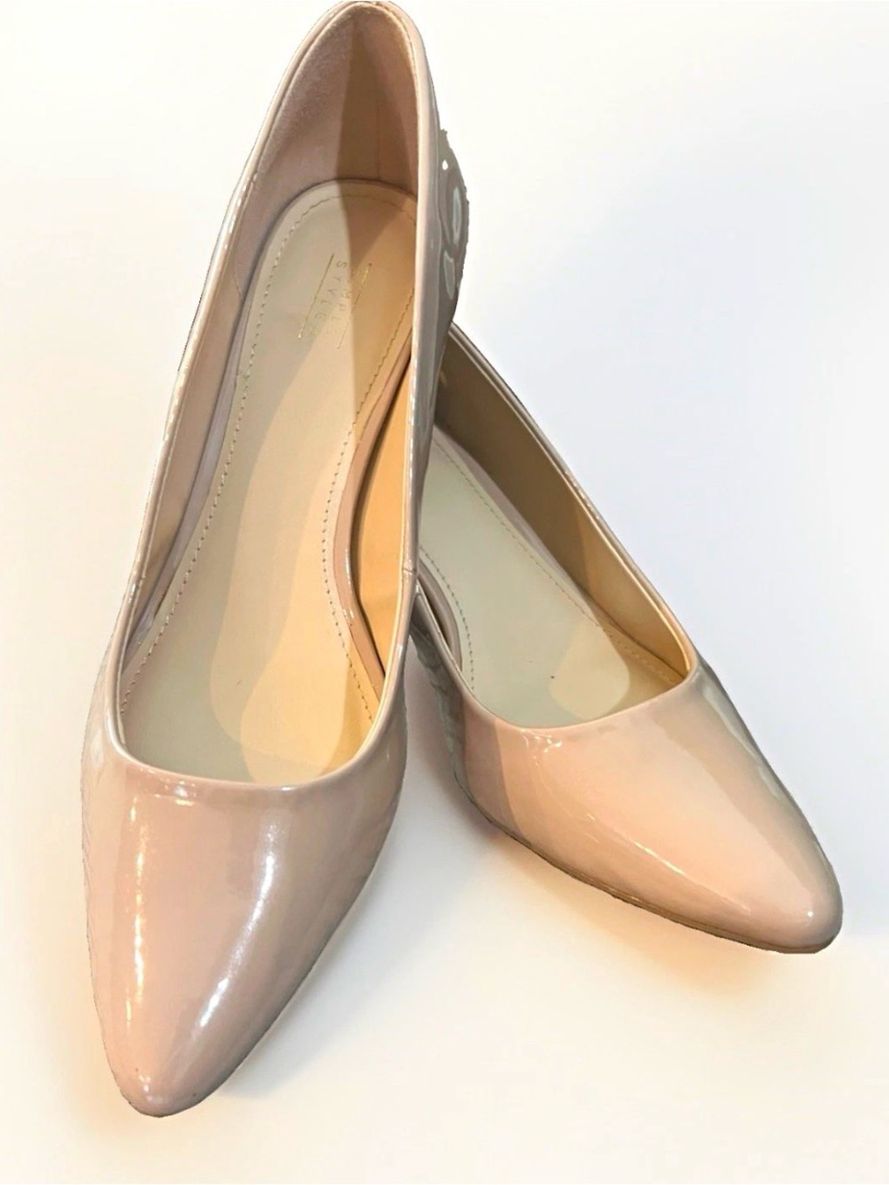 Simple Styled - Women's Pointed-Toe Patent Leather Heel in Nude- 9M